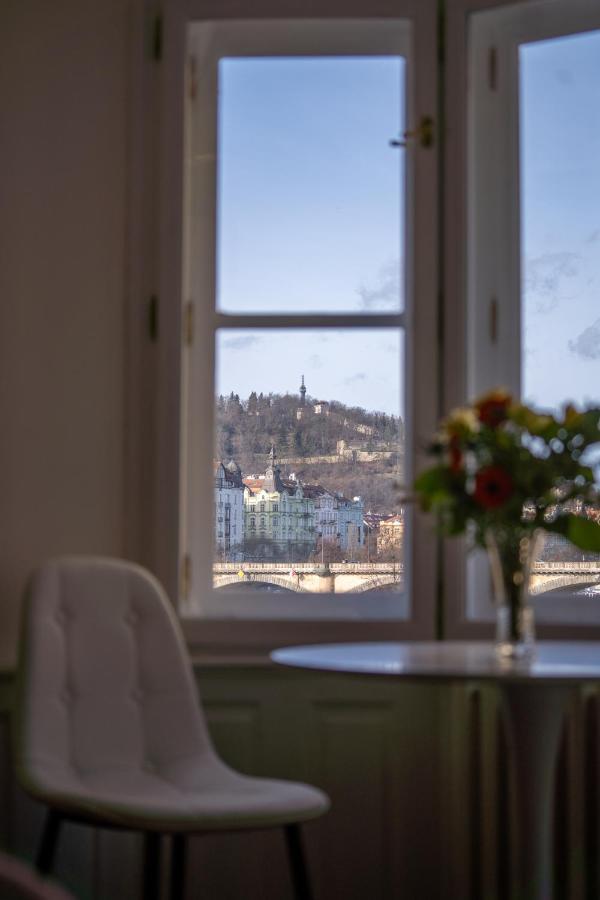 Exclusive Apartment With A View Of Prague Castle And Vltava River Exterior foto