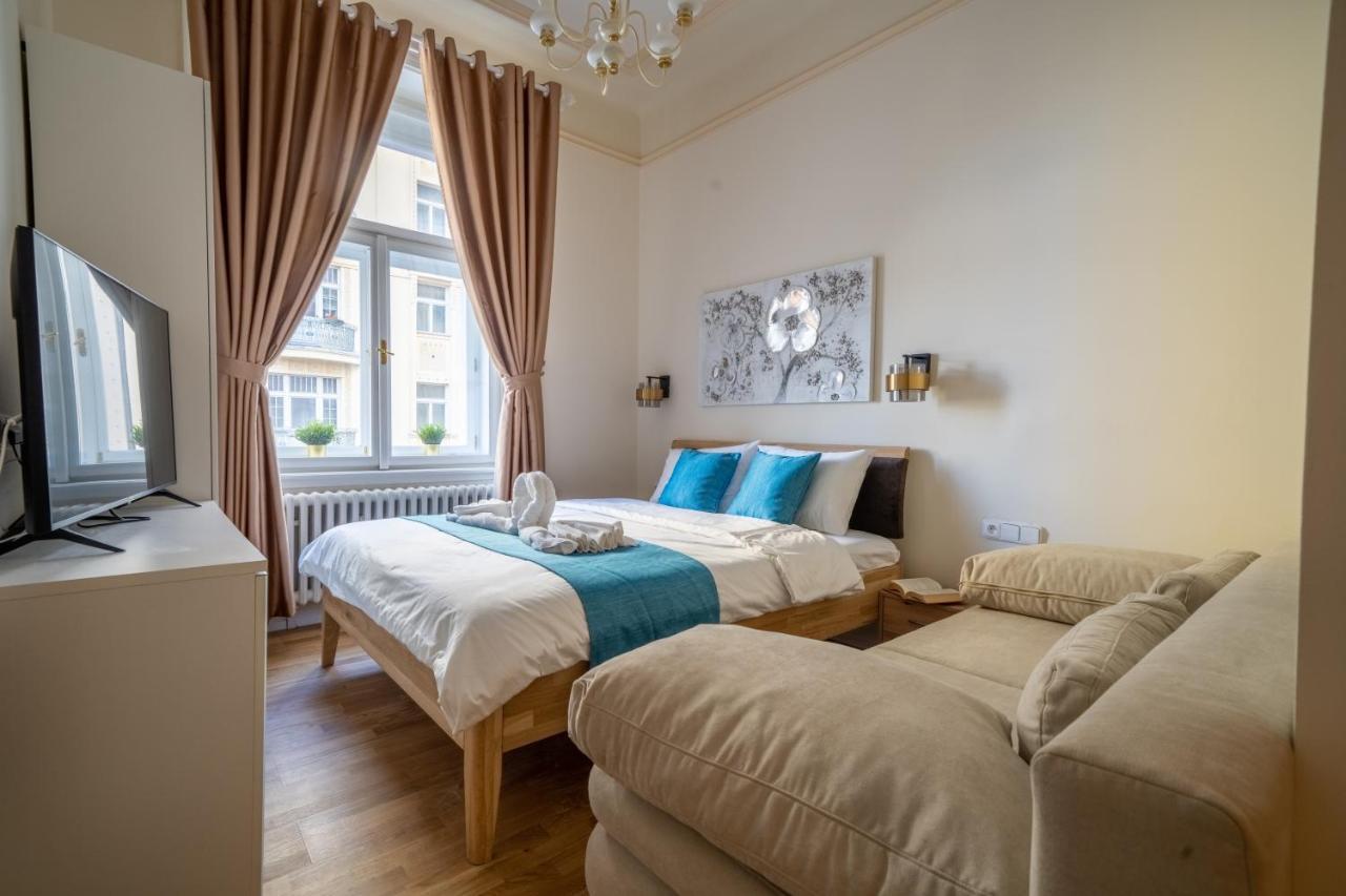 Exclusive Apartment With A View Of Prague Castle And Vltava River Exterior foto